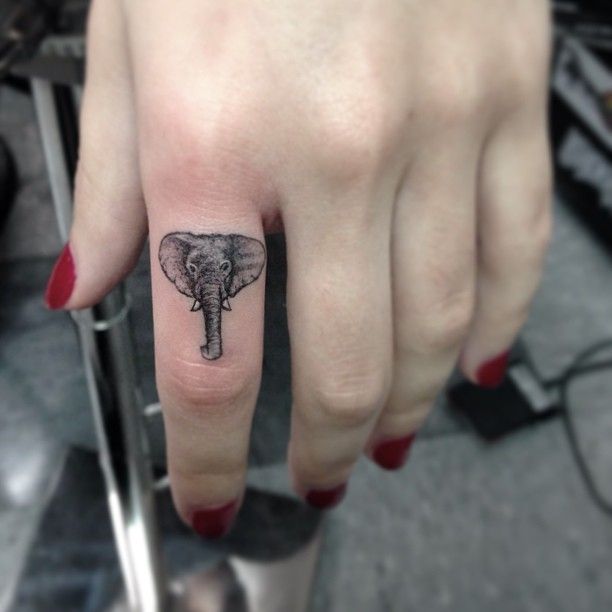 20 Cute Tiny Tattoo Ideas for Girls