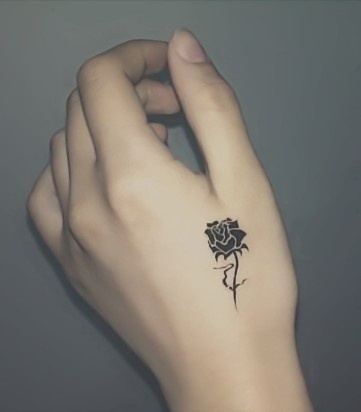 20 Cute Tiny Tattoo Ideas for Girls