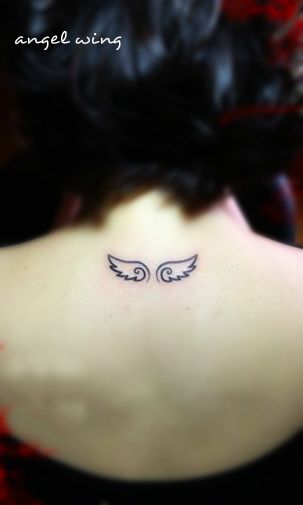 20 Cute Tiny Tattoo Ideas for Girls