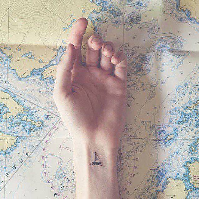 20 Cute Tiny Tattoo Ideas for Girls 20 Cute Tiny Tattoo Ideas for Girls