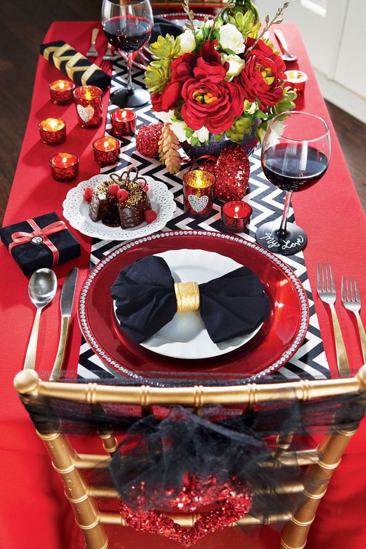 20 Ideas to Set a Romantic Table