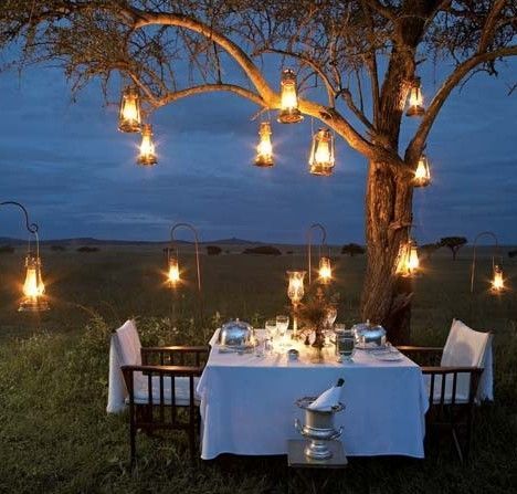 20 Ideas to Set a Romantic Table