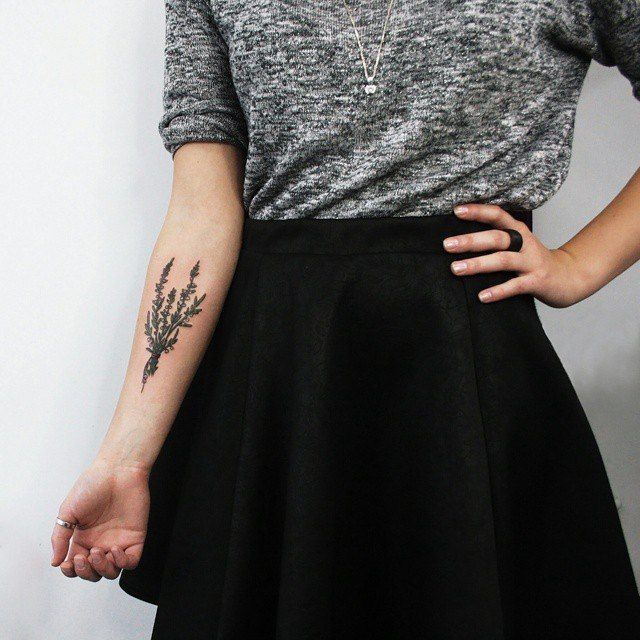 20 Pretty Tattoos for Women