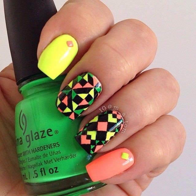 Checkered Nail Art Design