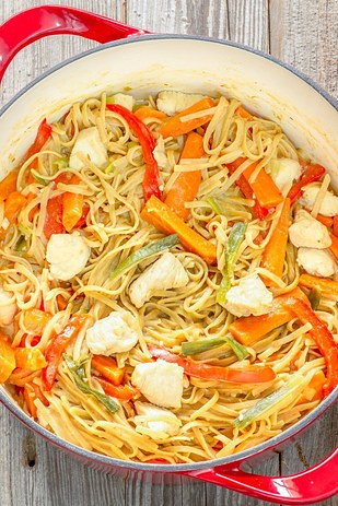 One-Pot Chicken Lo Mein