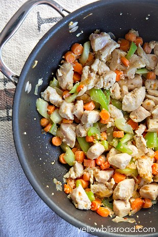 One-Pot Creamy Chicken Noodles