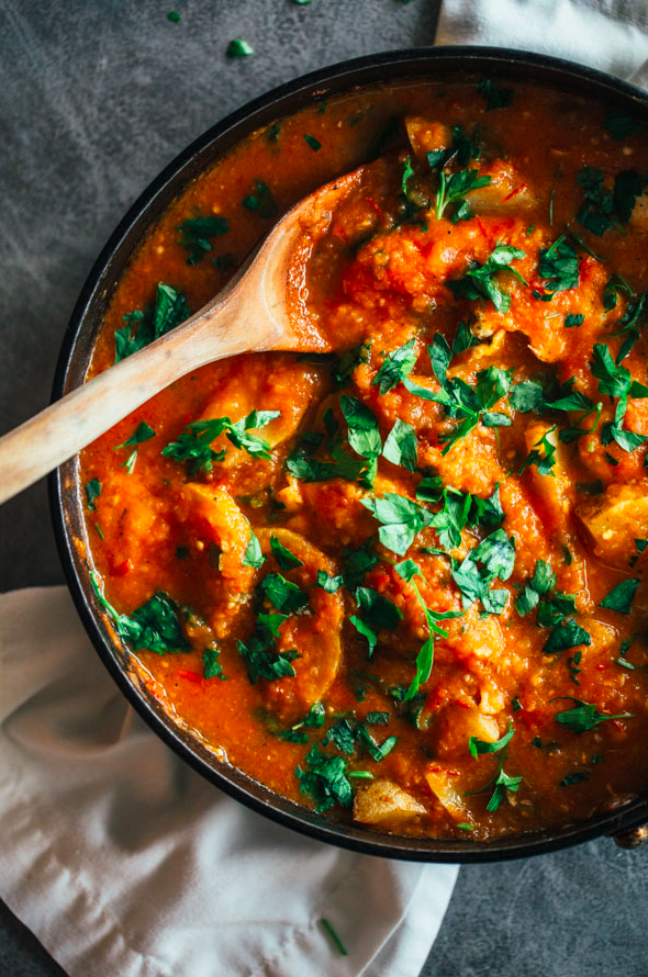 One-Pot Spanish Chicken & Potatoes