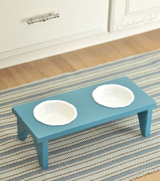 Simple Food Bowl Stand