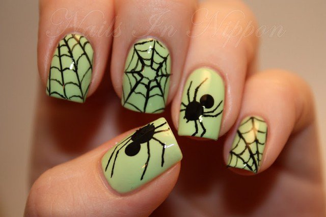 Halloween Nail Design - Spiders