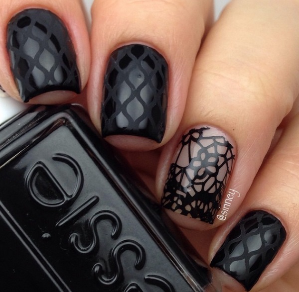 Lace Fishnet Nail Design