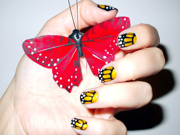 Beautiful Butterfly Nail Design