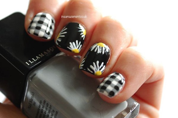 Floral Plaid Nail Design