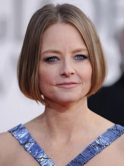 Jodie Foster short straight ombre bob haircut for women over 50