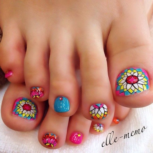 Mosaic Toenail Design