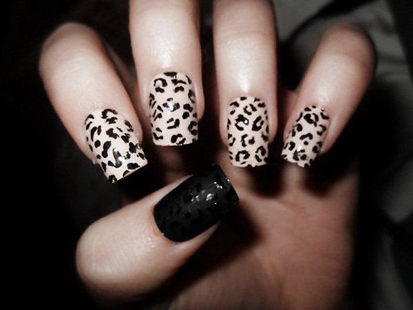 Classic Leopard Print Nail Design