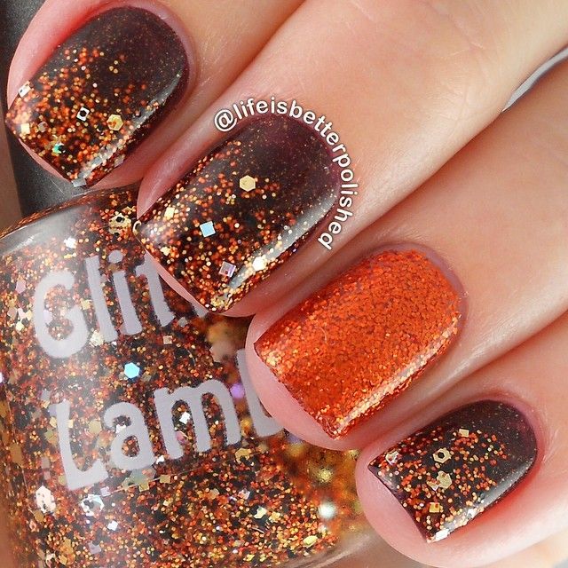 Golden Glitter Nails