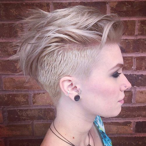 Short Undercut Hairstyle for Blond HairShort Undercut Hairstyle for Blond Hair