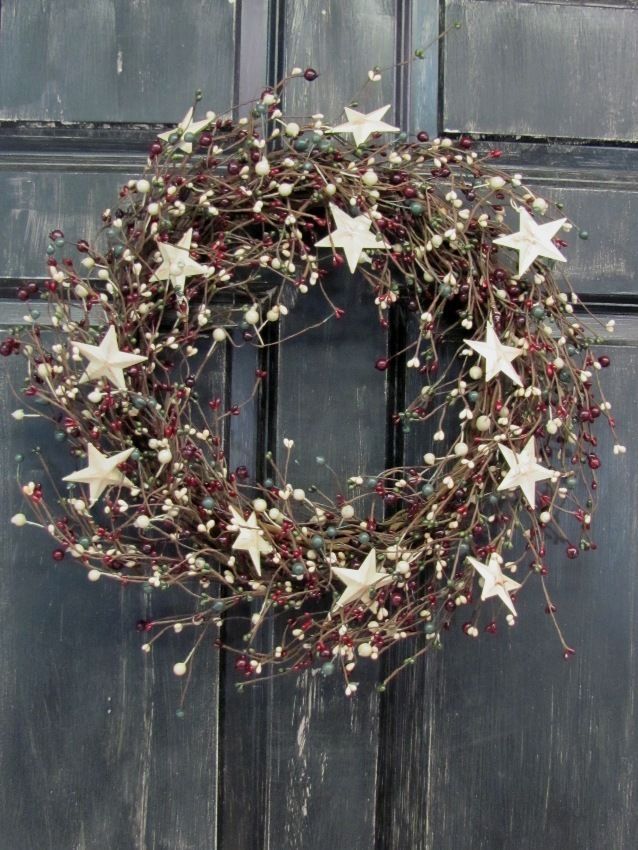 Star and Berry Wreath