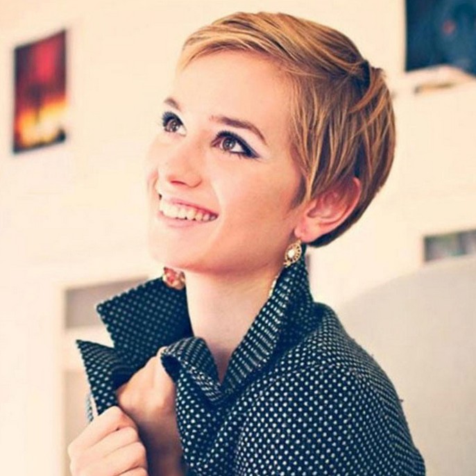 Short Pixie Haircuts For Round Faces