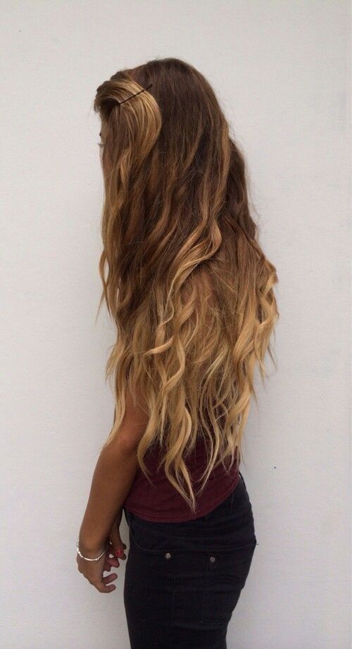 Long Wavy Hairstyle for Ombre Hair