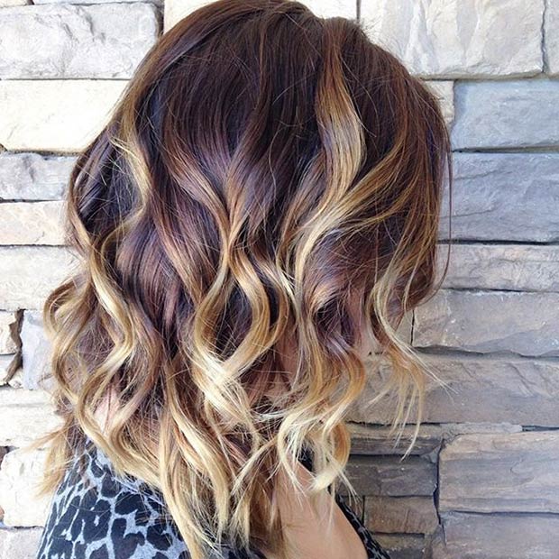 REDDISH BROWN ROOTS + BLONDE HIGHLIGHTS ombre hair with waves