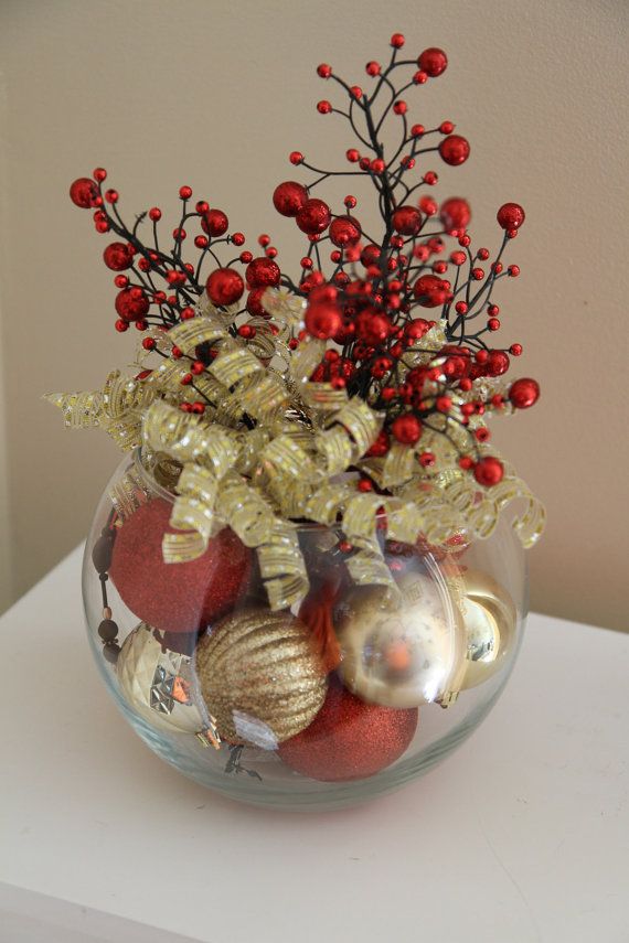 Red and Gold Holiday Décor