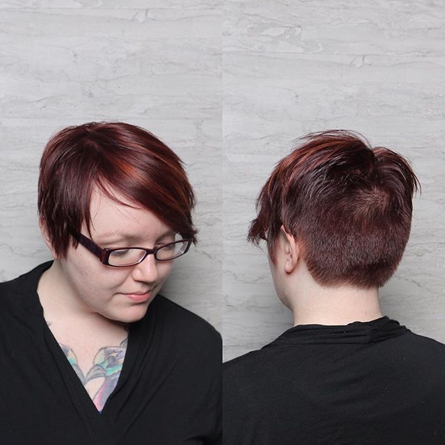 short red pixie haircut for round faces