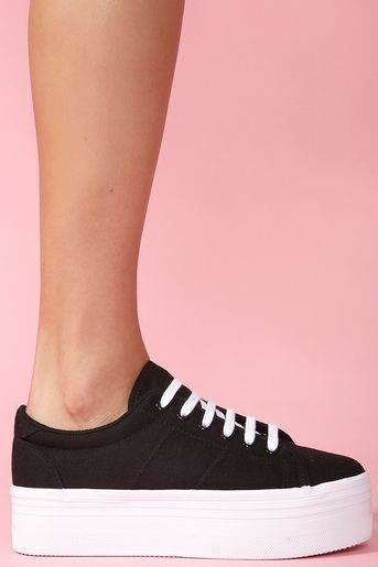 20 Amazing Sneakers for Girls