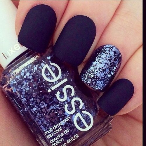 Glitter Black Matte Nails