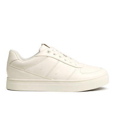 10 White Sneakers You Must Have This Season - Pretty Designs