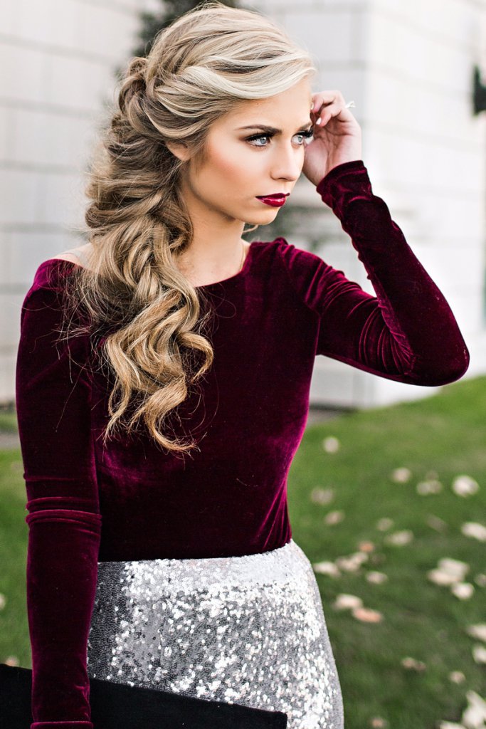Holiday Makeup and Hairstyle Idea