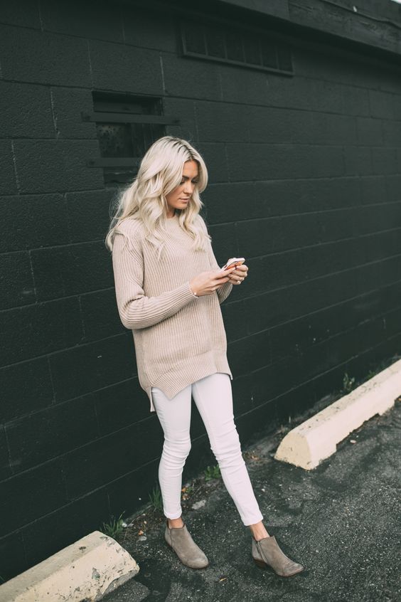 Light Sweater and White Leggings