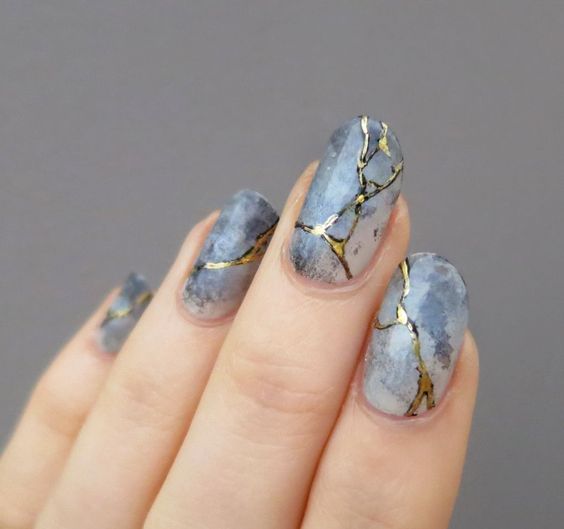 Stone Nail Art Design