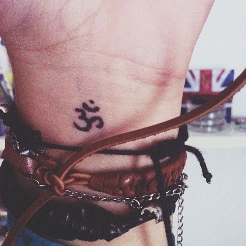 20 Cute Small Meaningful Tattoos for Women Pretty Designs