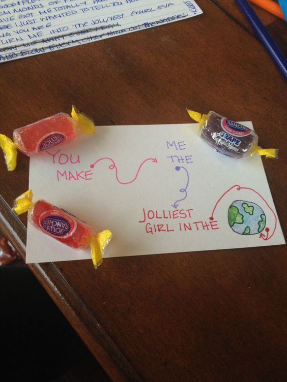 10 DIY Projects To Make If You're In A Long Distance Relationship