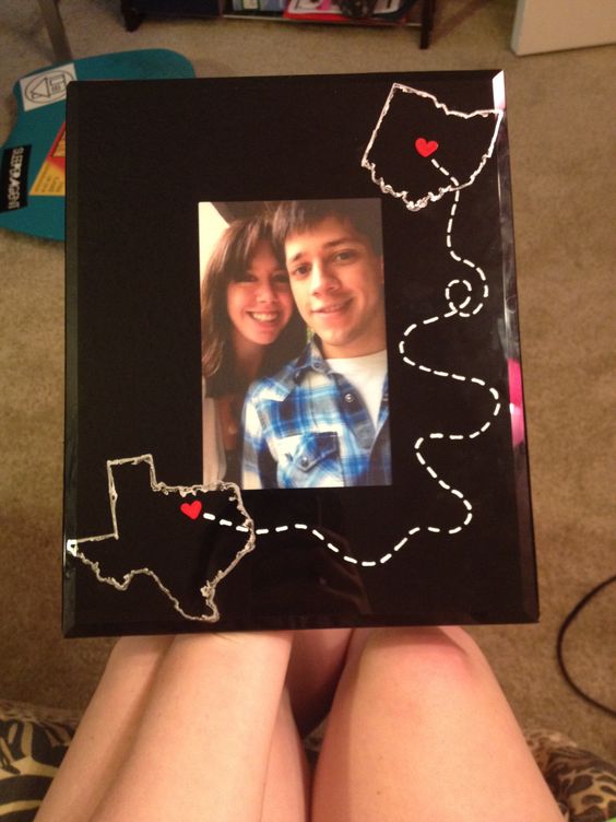 10 DIY Projects To Make If You're In A Long Distance Relationship