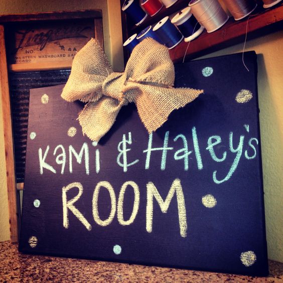 10 Dorm Room DIYs To Make Your Room Feel Homey 10 Dorm Room DIYs To Make Your Room Feel Homey