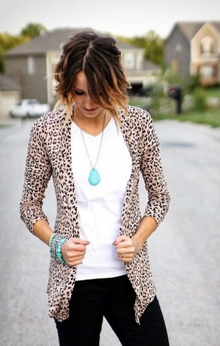 10 Leopard Print Outfits That Aren't Overpowering