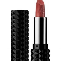 How to Apply Perfect Lipstick For Beginners