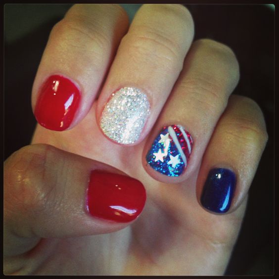 Patriotic Nail Art To Try At Your Fourth Of July Party