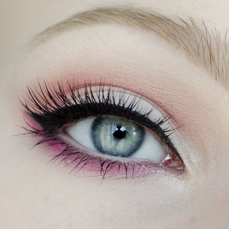 6 Tips on How to Rock Colored Eyeliner