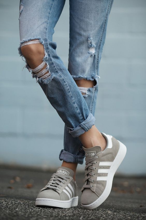 7 Tips on How to Pick the Right Jeans 7 Tips on How to Pick the Right Jeans