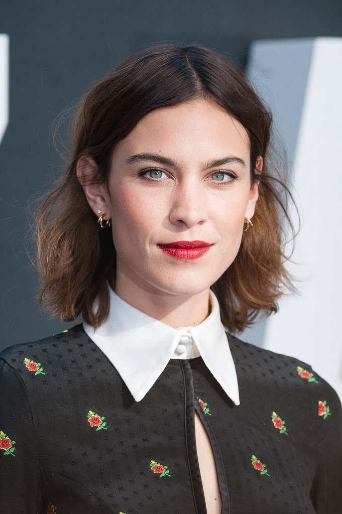 Alexa Chung Mid-length Waves via stylebistro