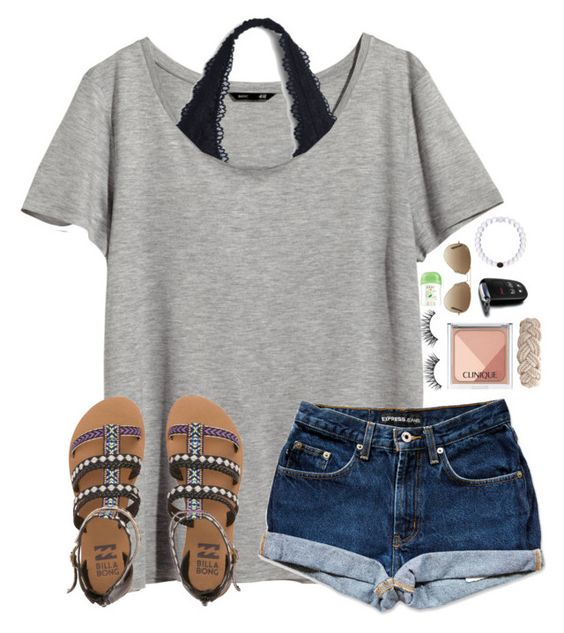 Grey Shirt, Rolled Jeans and Sandals via