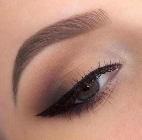 How to Rock Matte Eyeshadow