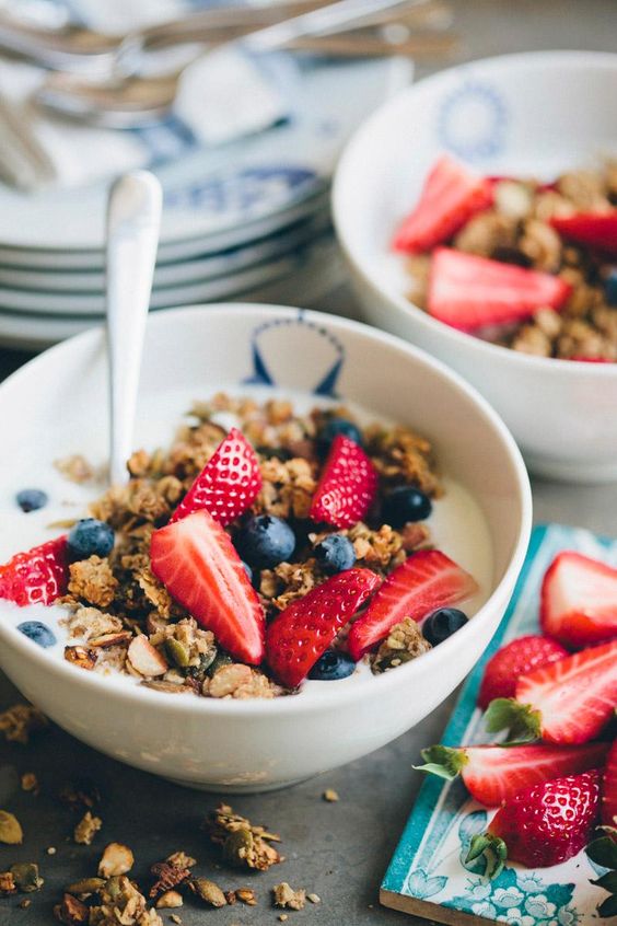 12 Nutritious Snacks to Eat After You Workout