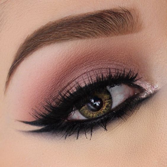 7 Ways to Wing Your Eyeliner