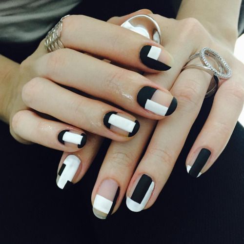 25 Geometric Ways to Make Pretty Nail Arts - Pretty Designs