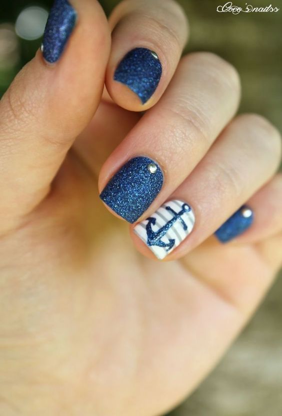 Blue Glitter Nails via