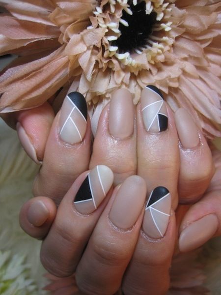 Nude Nails via.